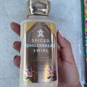 New Lotion - Spiced Gingerbread Swirl